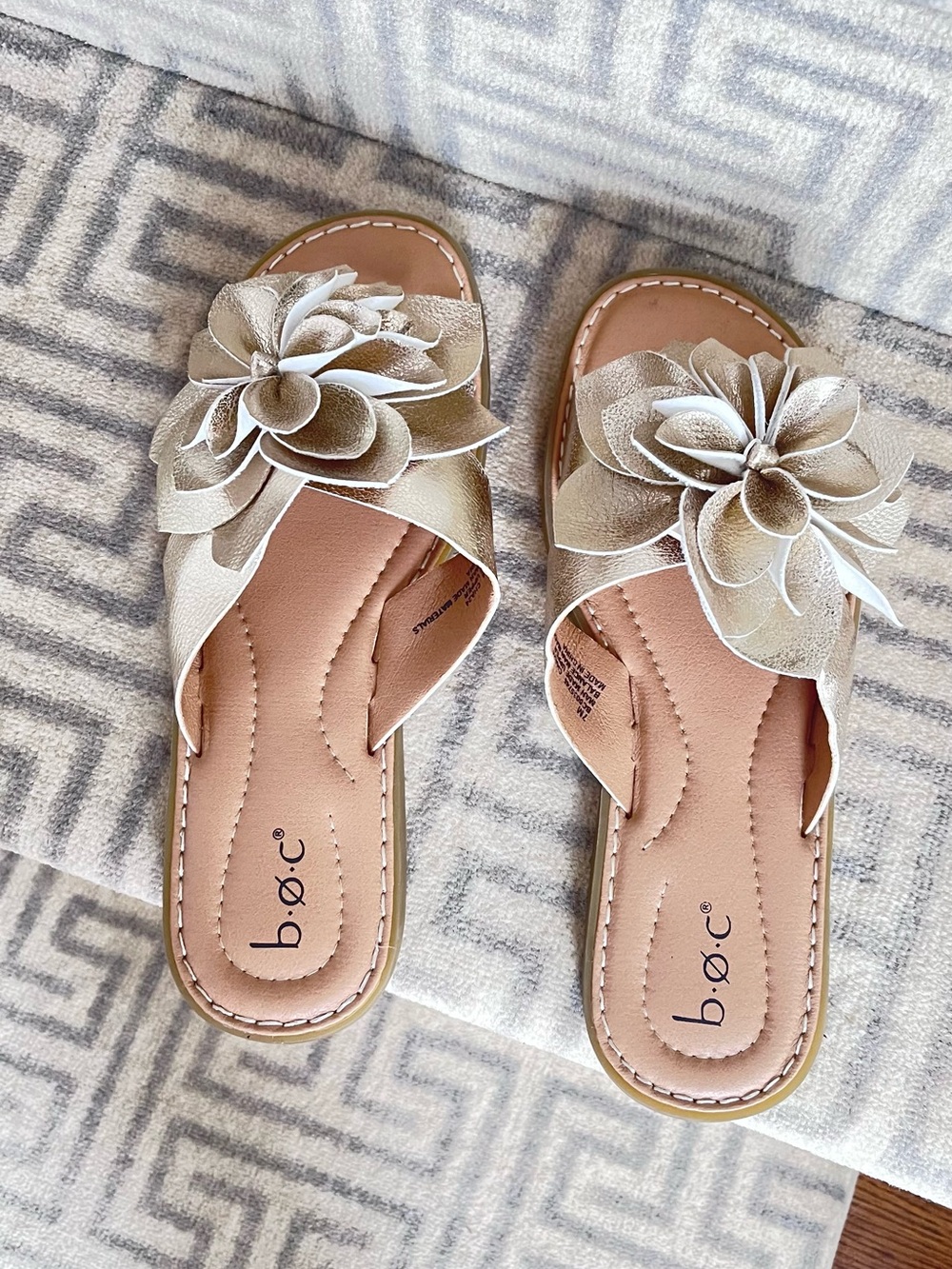 b.o.c. Metallic Gold Floral Slide Sandals for Women
